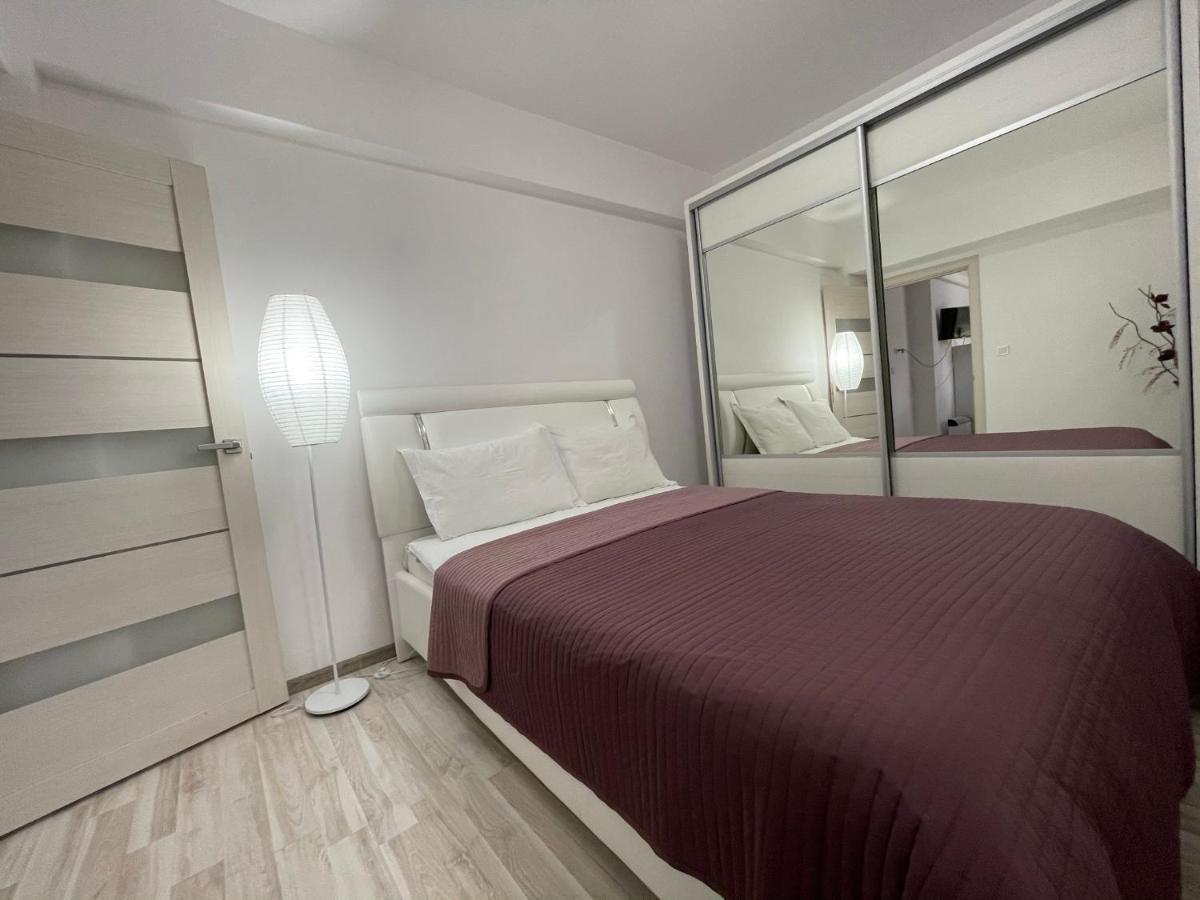 Renting Solutions Iulius Mall Iasi Extérieur photo