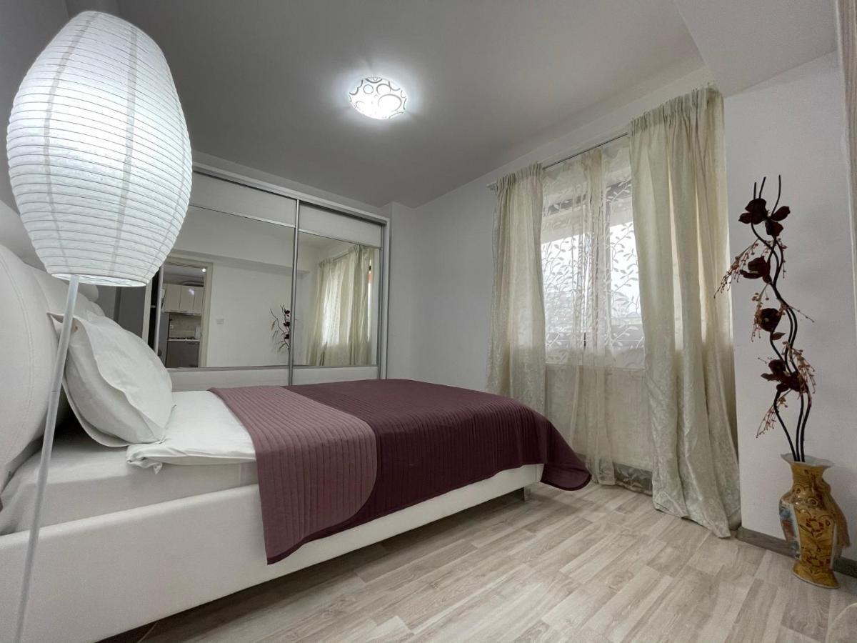 Renting Solutions Iulius Mall Iasi Extérieur photo